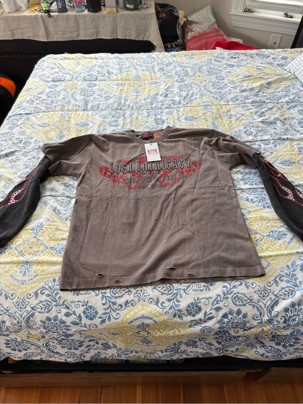 Lost Intricacy Mens Layered-Look Brown Long-Sleeve Graphic Tee